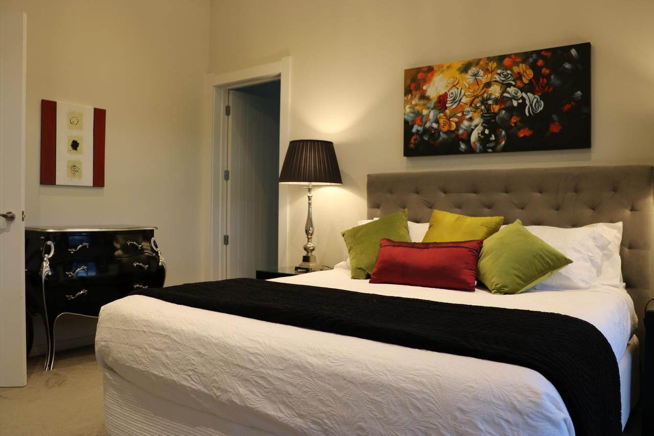 คัลดีน ลักชัวรี แอคคอมมอเดชั่น Hotel เนเปียร์ ภายนอก รูปภาพ
