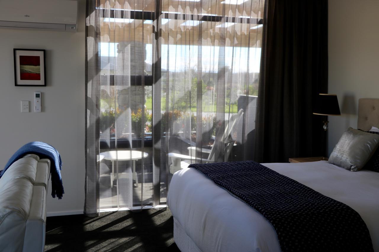 คัลดีน ลักชัวรี แอคคอมมอเดชั่น Hotel เนเปียร์ ภายนอก รูปภาพ